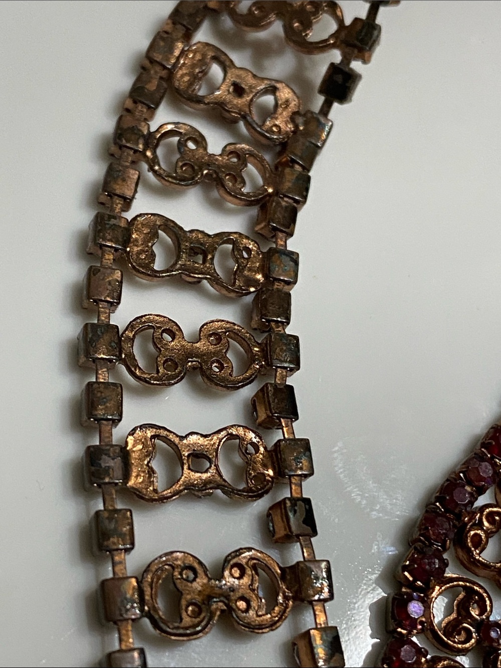Antique Red Crystal Filigree choker - Picture 7 of 9